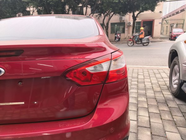 Ford Focus 2012, 104000 км, за 3800 USD - фото 7