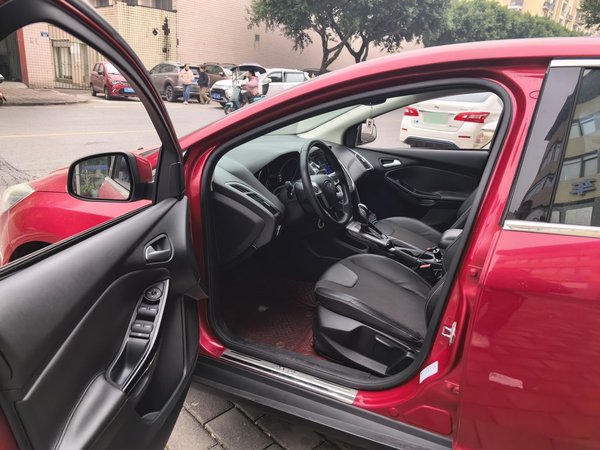 Ford Focus 2012, 104000 км, за 3800 USD - фото 19