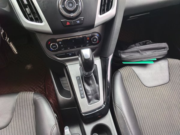 Ford Focus 2012, 104000 км, за 3800 USD - фото 17