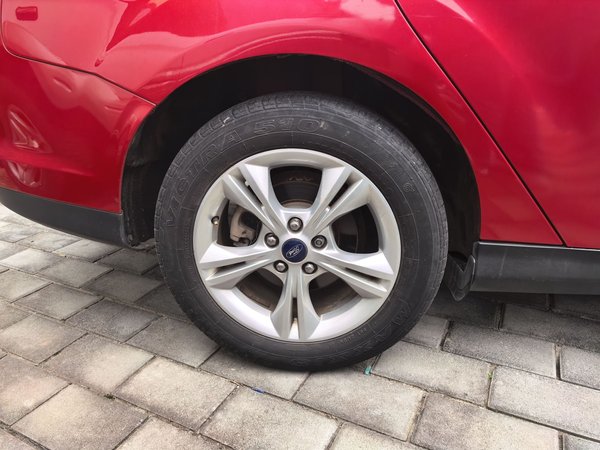 Ford Focus 2012, 104000 км, за 3800 USD - фото 10