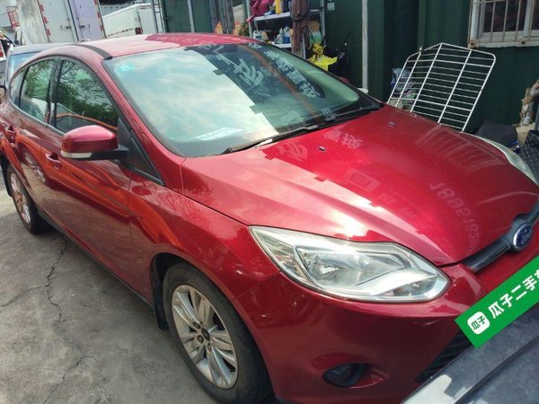 Ford Focus 2012 Hatchback 1.6L Automatic Comfort Model, 2012 года