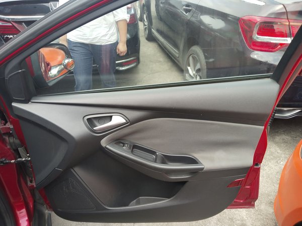 Ford Focus 2012, 139300 км, за 3652 USD - фото 25