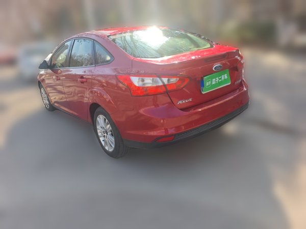 Ford Focus 2012, 154300 км, за 2963 USD