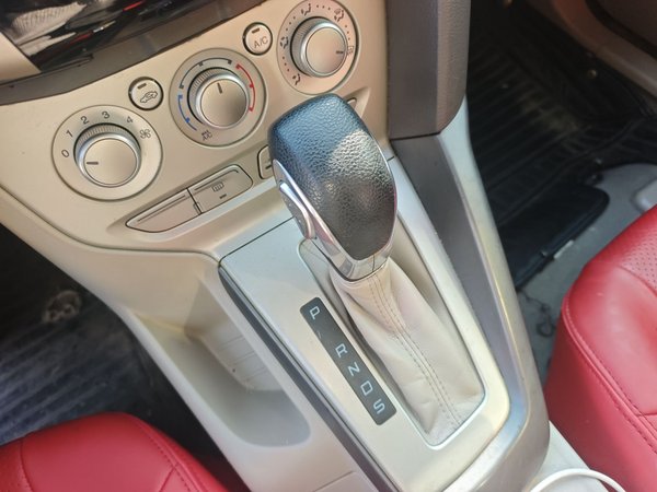 Ford Focus 2012, 154300 км, за 2963 USD - фото 15