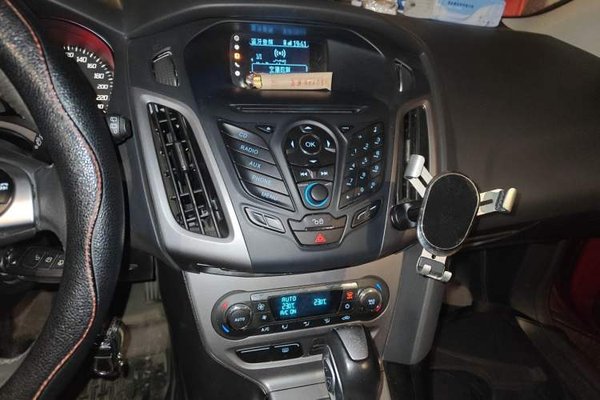 Ford Focus 2012, 157700 км, за 2751 USD - фото 14