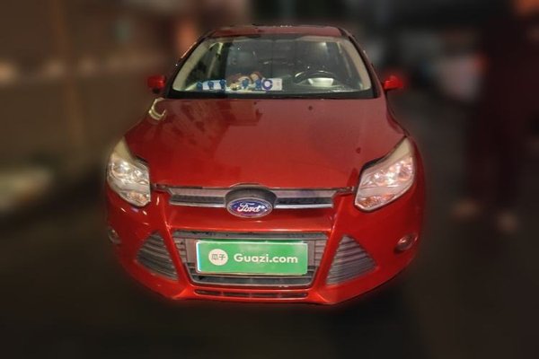 Ford Focus 2012, 157700 км, за 2751 USD