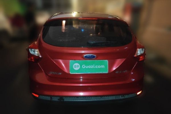 Ford Focus 2012, 157700 км, за 2751 USD