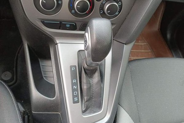 Ford Focus 2012, 80100 км, за 4316 USD - фото 13