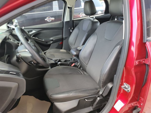 Ford Focus 2012, 81900 км, за 4043 USD - фото 16