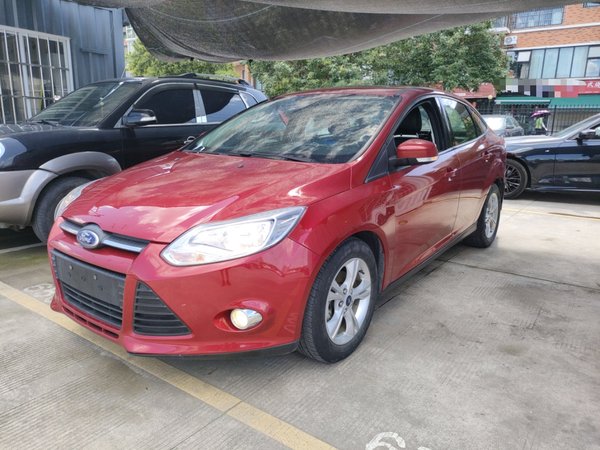 Ford Focus 2012 Sedan 1.6L Automatic Fashion Edition