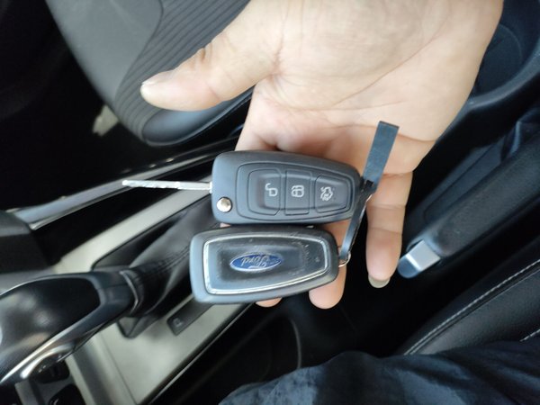 Ford Focus 2012, 81900 км, за 4043 USD - фото 19