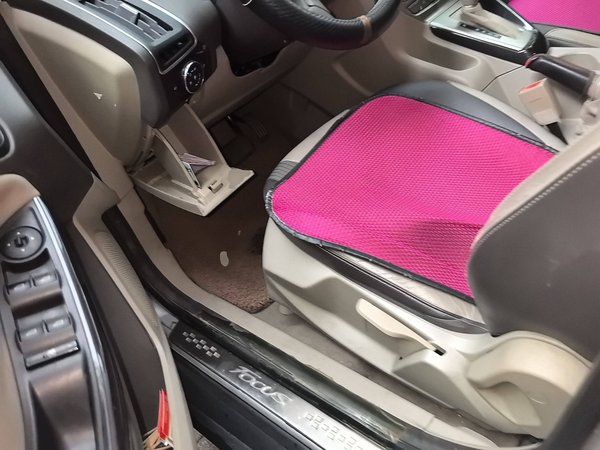 Ford Focus 2012, 148200 км, за 3850 USD - фото 13