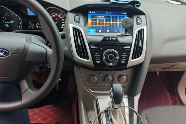 Ford Focus 2012, 86600 км, за 3082 USD - фото 13