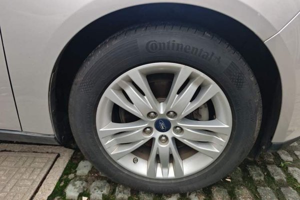Ford Focus 2012, 86600 км, за 3082 USD - фото 8