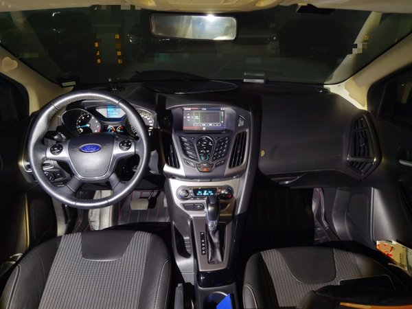 Ford Focus 2012, 108600 км, за 3552 USD - фото 10