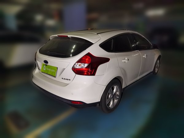 Ford Focus 2012, 108600 км, за 3552 USD - фото 6