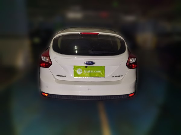 Ford Focus 2012, 108600 км, за 3552 USD