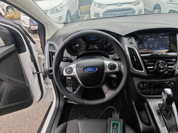 Ford Focus 2012, 108900 км, за 5336 USD - фото 14