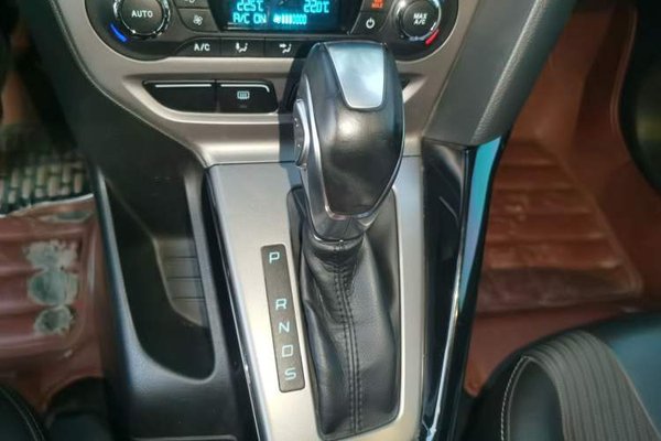 Ford Focus 2012, 136900 км, за 3354 USD - фото 15