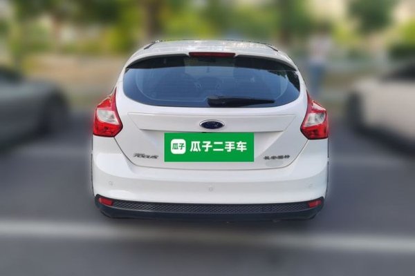 Ford Focus 2012, 136900 км, за 3354 USD