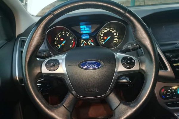 Ford Focus 2012, 136900 км, за 3354 USD - фото 11