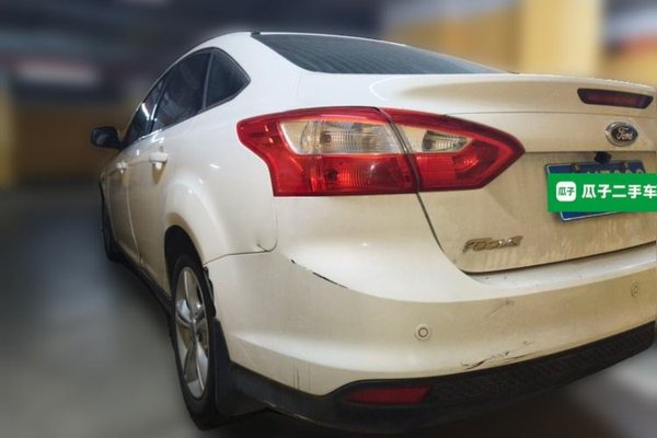 Ford Focus 2012, 141000 км, за 3135 USD