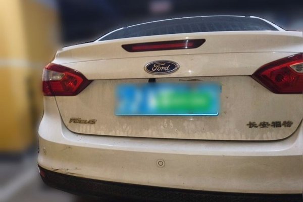 Ford Focus 2012, 141000 км, за 3135 USD