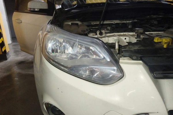Ford Focus 2012, 141000 км, за 3135 USD - фото 7
