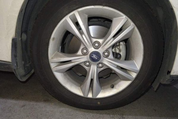 Ford Focus 2012, 141000 км, за 3135 USD - фото 8