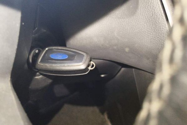 Ford Focus 2012, 141000 км, за 3135 USD - фото 9