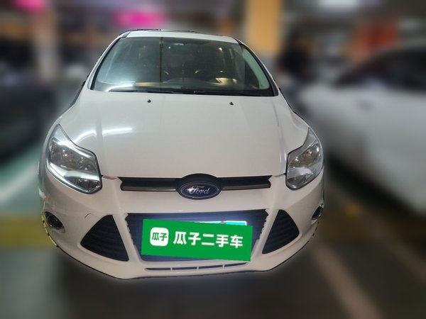 Ford Focus 2012, 150100 км, за 3233 USD