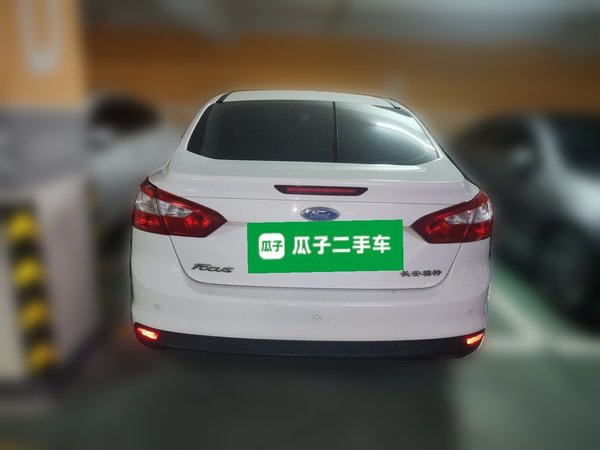 Ford Focus 2012, 150100 км, за 3233 USD