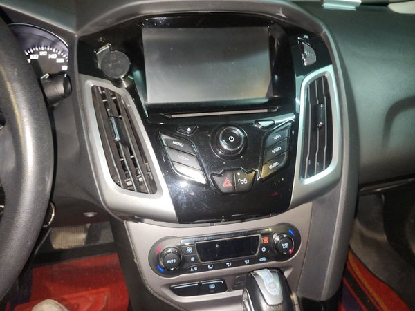 Ford Focus 2012, 150100 км, за 3233 USD - фото 14