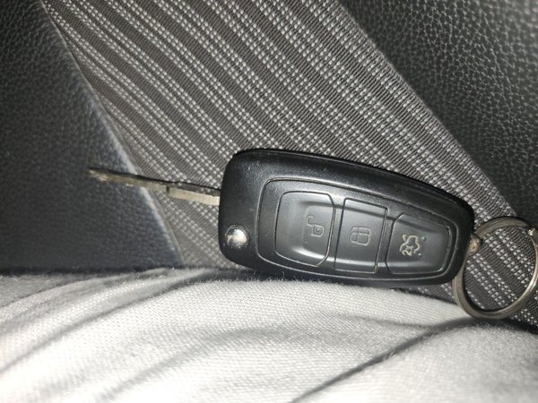 Ford Focus 2012, 150100 км, за 3233 USD - фото 9