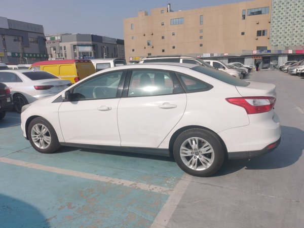 Ford Focus 2012, 172200 км, за 4157 USD