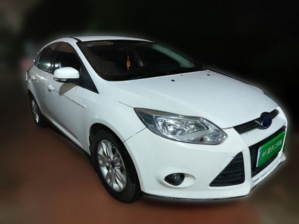 Ford Focus 2012, 58900 км, за 3645 USD