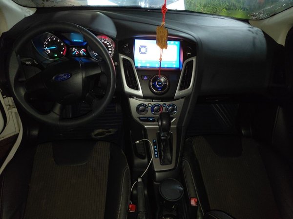 Ford Focus 2012, 58900 км, за 3645 USD - фото 10