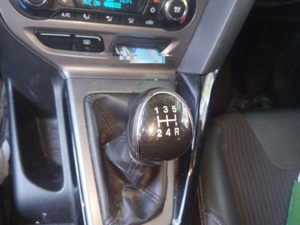 Ford Focus 2012, 76400 км, за 4056 USD - фото 11