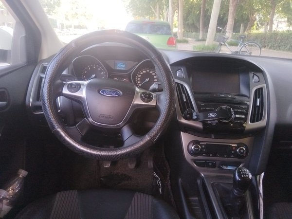 Ford Focus 2012, 76400 км, за 4056 USD - фото 7