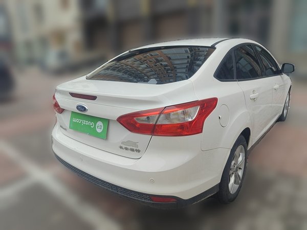Ford Focus 2012, 89400 км, за 2992 USD - фото 6