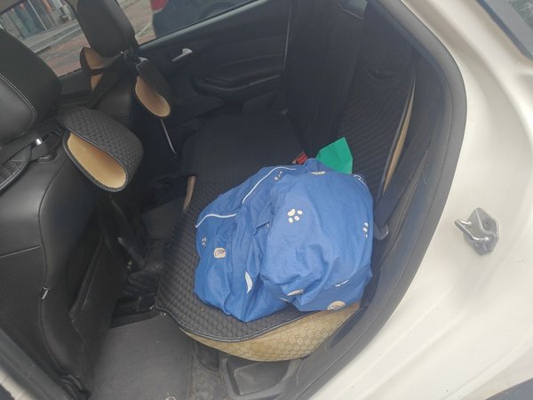 Ford Focus 2012, 89400 км, за 2992 USD - фото 18