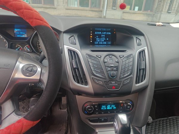 Ford Focus 2012, 89400 км, за 2992 USD - фото 14