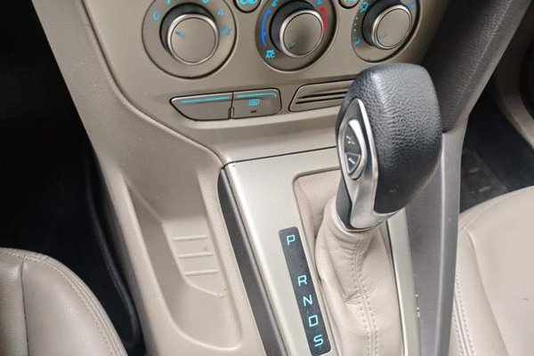 Ford Focus 2012, 90000 км, за 4068 USD