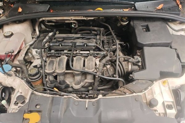Ford Focus 2012, 90100 км, за 4469 USD - фото 24