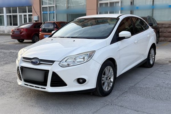 Ford Focus 2012, 90100 км, за 4469 USD