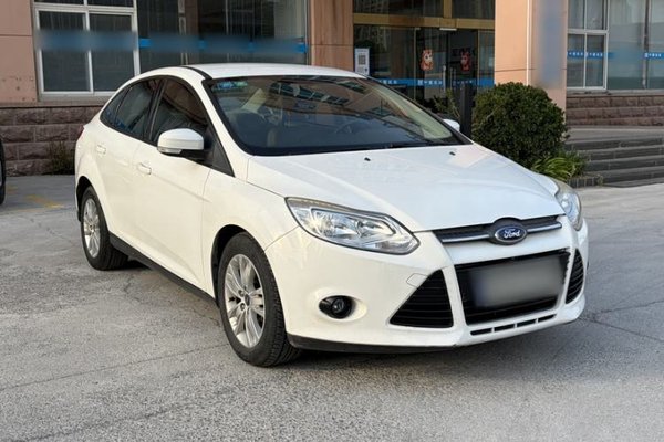 Ford Focus 2012, 90100 км, за 4469 USD - фото 8