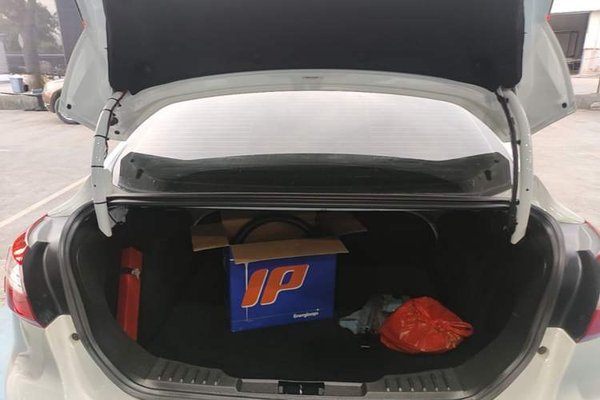 Ford Focus 2012, 96000 км, за 4592 USD - фото 27