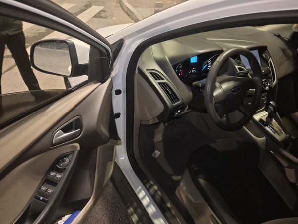 Ford Focus 2012, 98600 км, за 4319 USD - фото 10