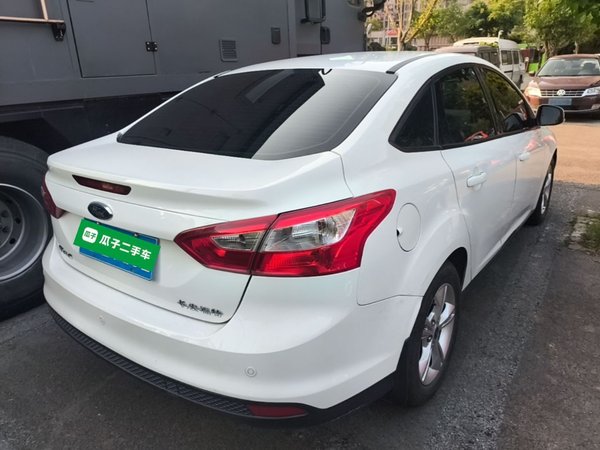 Ford Focus 2012, 98699 км, за 4256 USD - фото 6