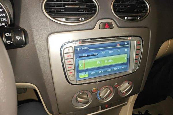 Ford Focus 2012, 136100 км, за 2723 USD - фото 14